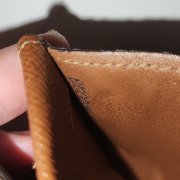 Authentic Louis Vuitton Monogram Coin/Card Case - Picture 9 of 12